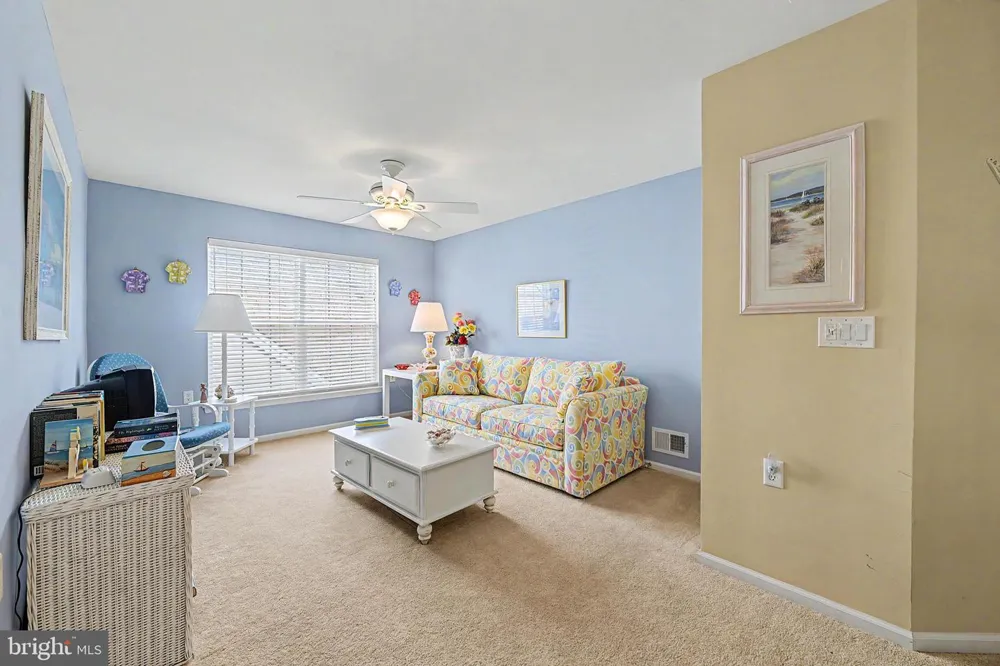 202 LANDER ROAD Egg Harbor Township, NJ 08234
