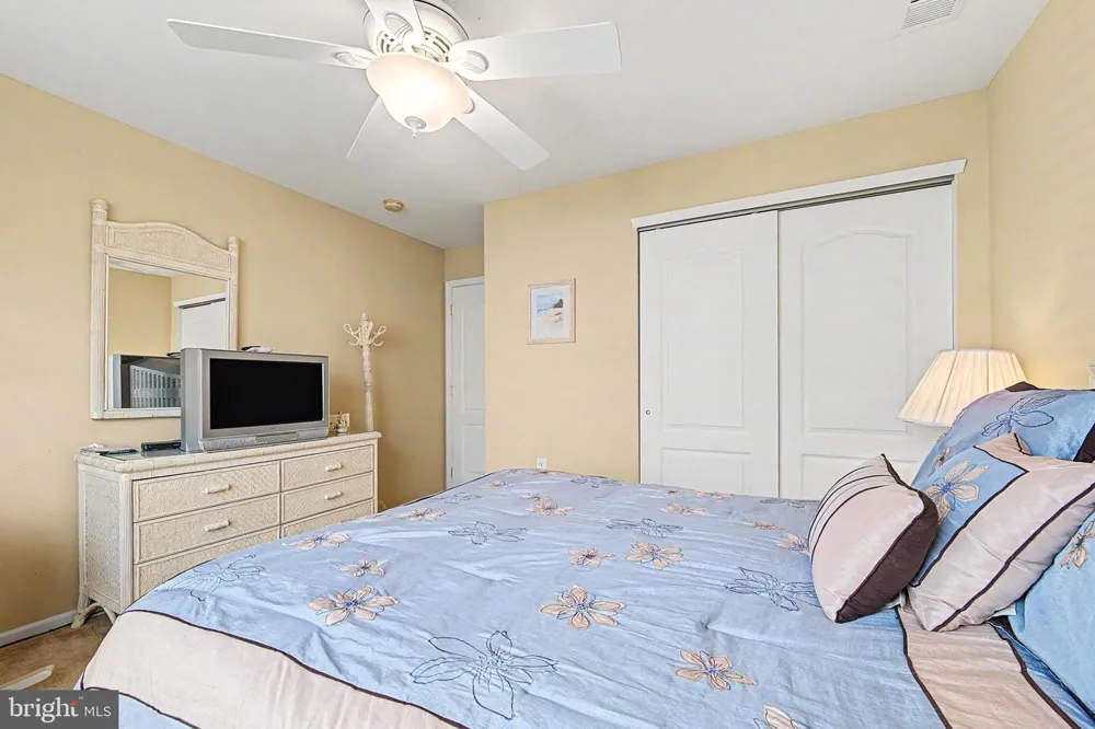 202 LANDER ROAD Egg Harbor Township, NJ 08234