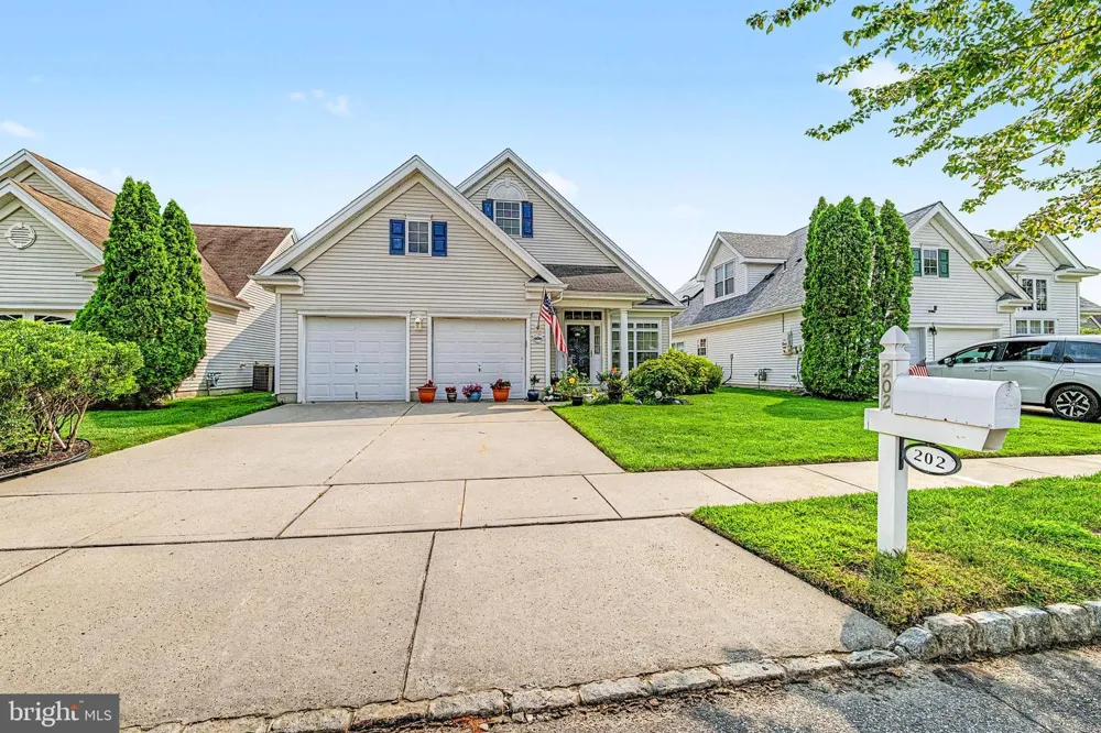 202 LANDER ROAD Egg Harbor Township, NJ 08234