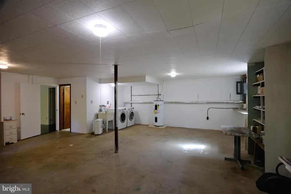 2603 BEACON HILL ROAD Alexandria, VA 22306