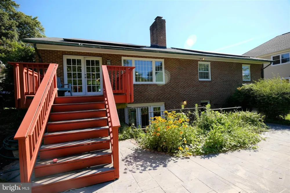 2603 BEACON HILL ROAD Alexandria, VA 22306