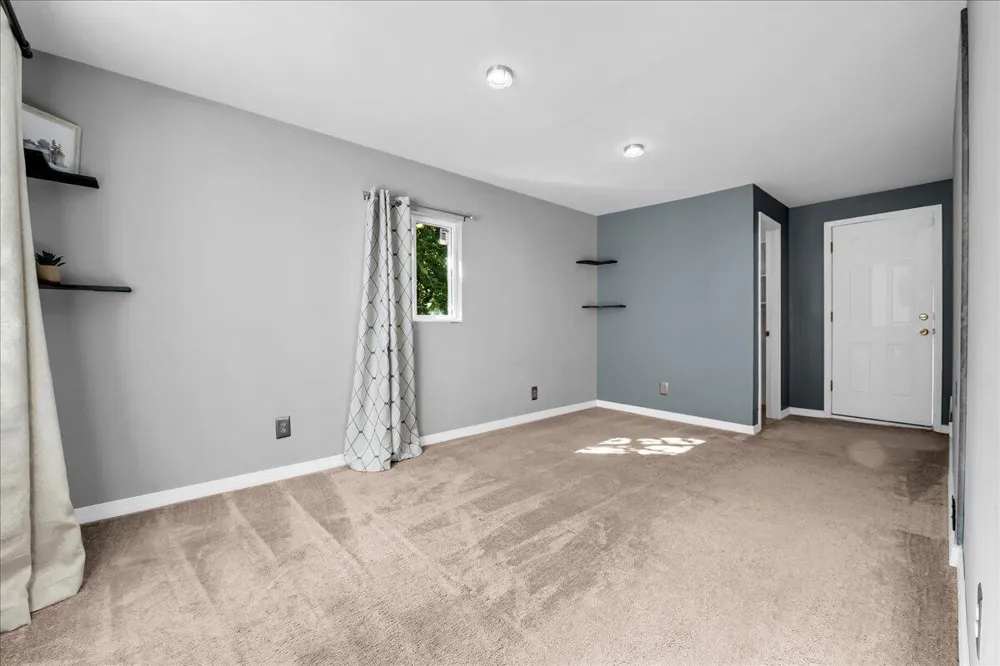 392 Elder Street Ypsilanti, MI 48197