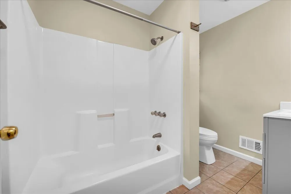 392 Elder Street Ypsilanti, MI 48197