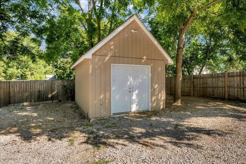392 Elder Street Ypsilanti, MI 48197