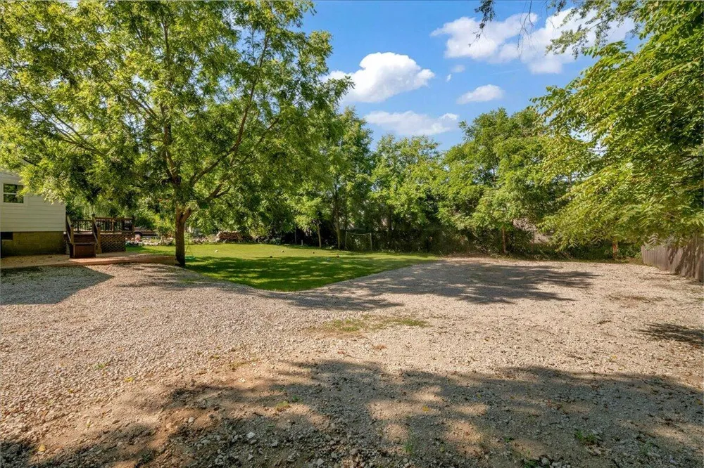 392 Elder Street Ypsilanti, MI 48197