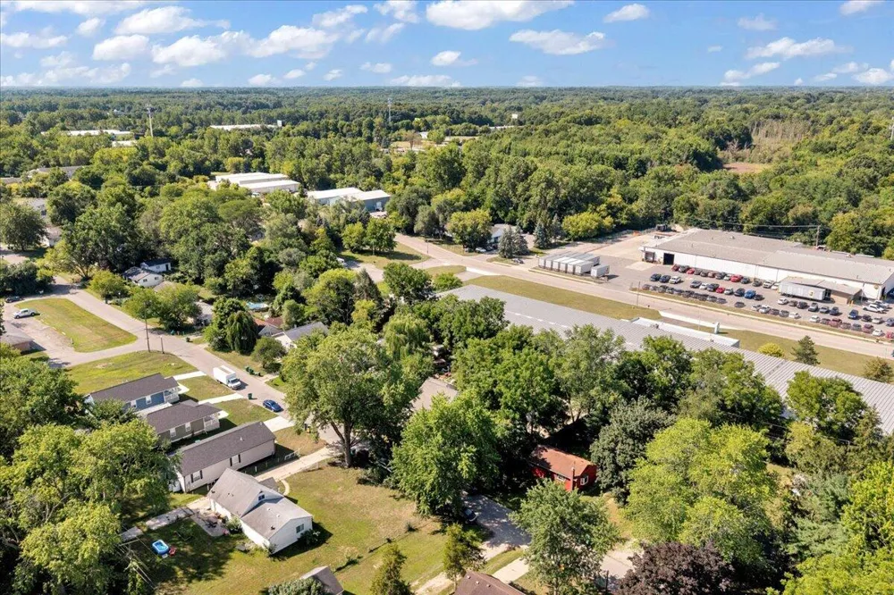 392 Elder Street Ypsilanti, MI 48197