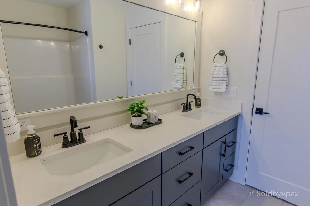 10071 Hideaway Court SE #20 Caledonia, MI 49316