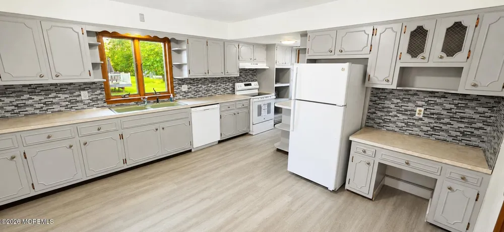 259 Macarthur Avenue Sayreville, NJ 08872