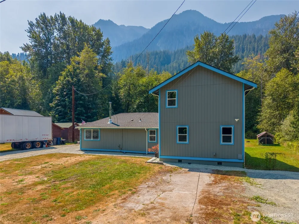 24724 Clear Creek Road Darrington, WA 98241