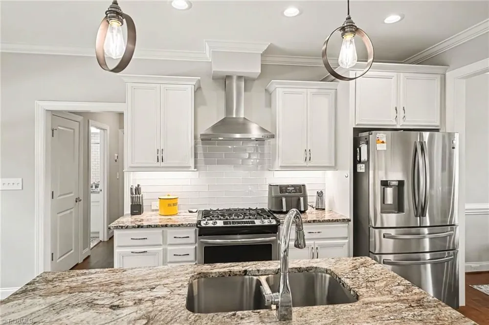 7625 Monty Drive Kernersville, NC 27284