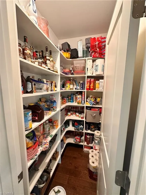 7625 Monty Drive Kernersville, NC 27284