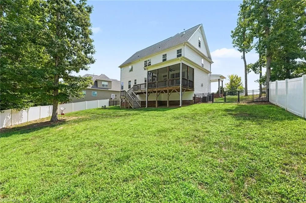 7625 Monty Drive Kernersville, NC 27284