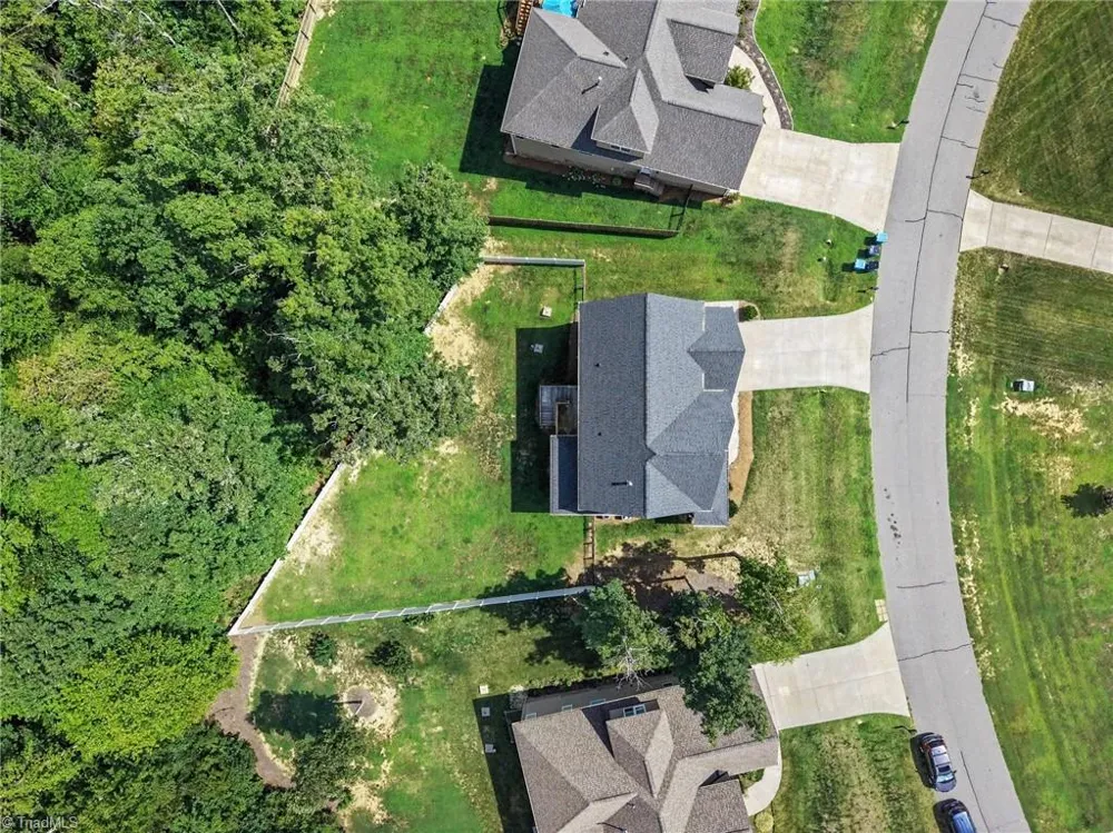 7625 Monty Drive Kernersville, NC 27284