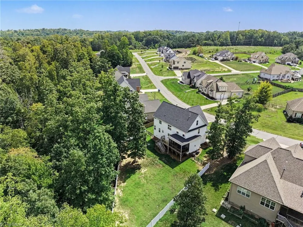 7625 Monty Drive Kernersville, NC 27284