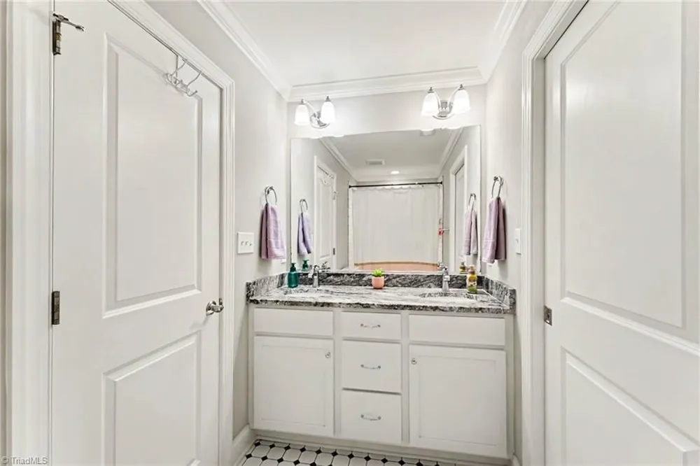 7625 Monty Drive Kernersville, NC 27284