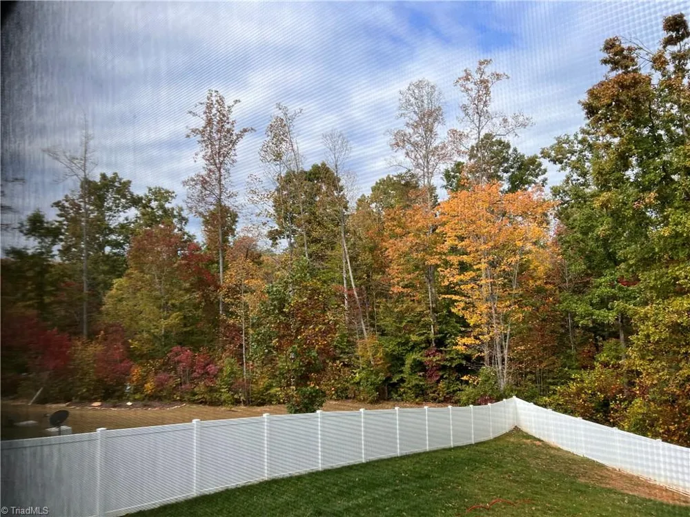 7625 Monty Drive Kernersville, NC 27284