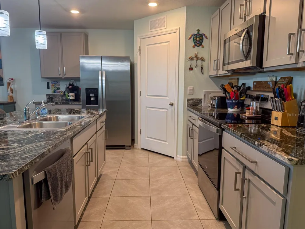 4120 QUIET RAIN COURT Palmetto, FL 34221