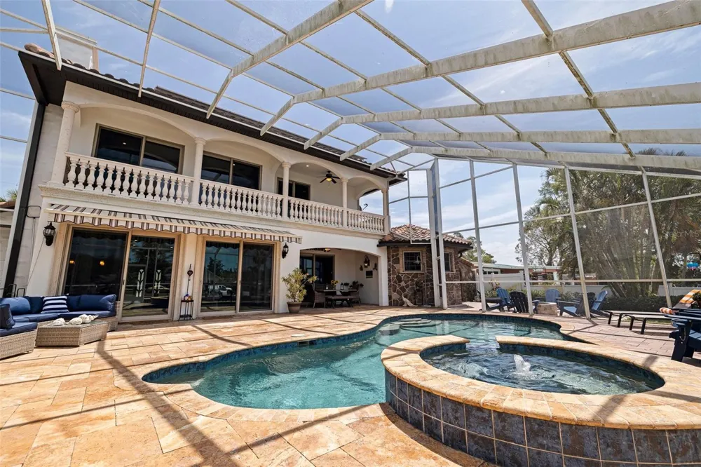 3931 POMPANO DRIVE SE St Petersburg, FL 33705