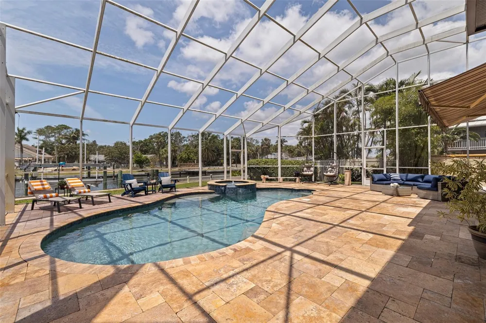 3931 POMPANO DRIVE SE St Petersburg, FL 33705