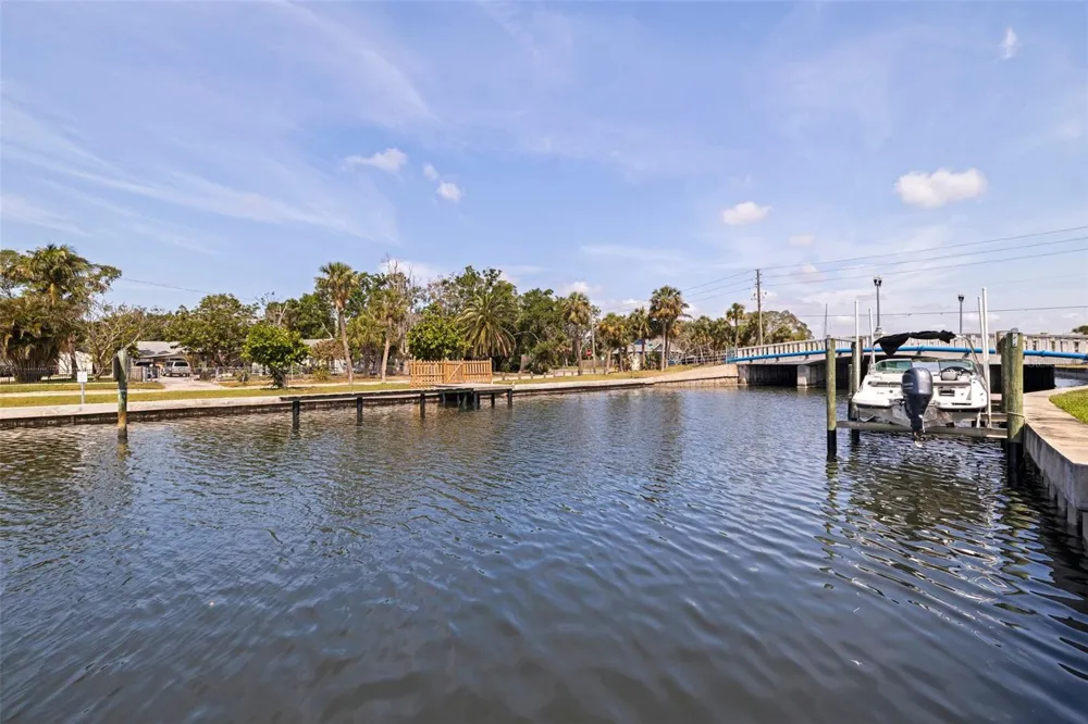3931 POMPANO DRIVE SE St Petersburg, FL 33705