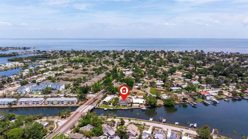 3931 POMPANO DRIVE SE St Petersburg, FL 33705
