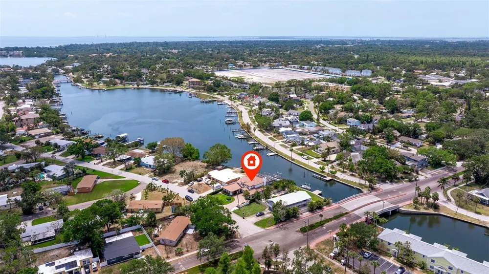 3931 POMPANO DRIVE SE St Petersburg, FL 33705