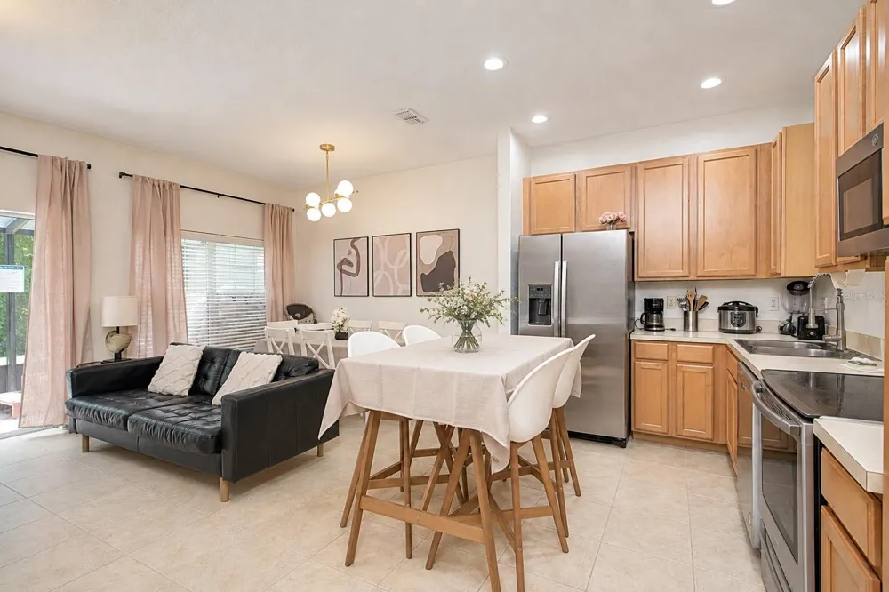 2376 CARAVELLE CIRCLE Kissimmee, FL 34746