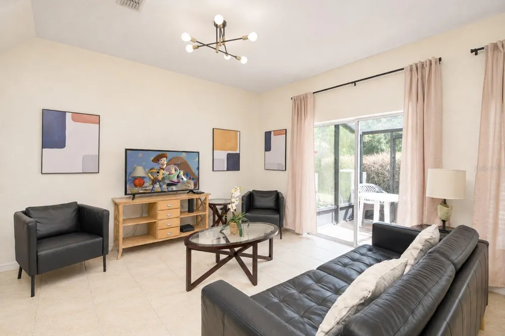 2376 CARAVELLE CIRCLE Kissimmee, FL 34746