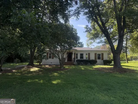 107 Lakeshore CIR