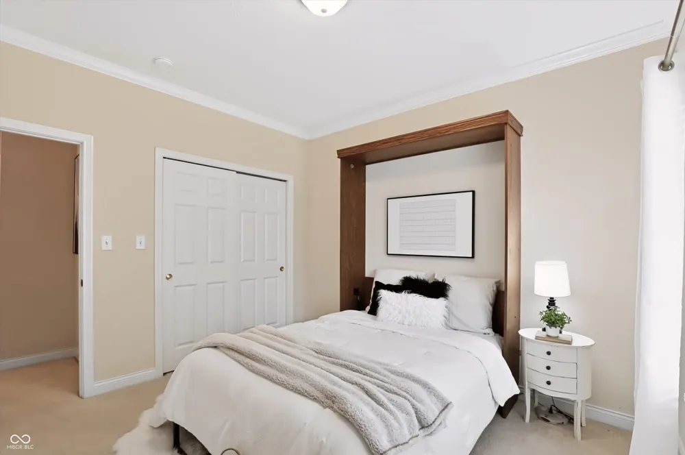 5245 Cheyenne Moon Carmel, IN 46033