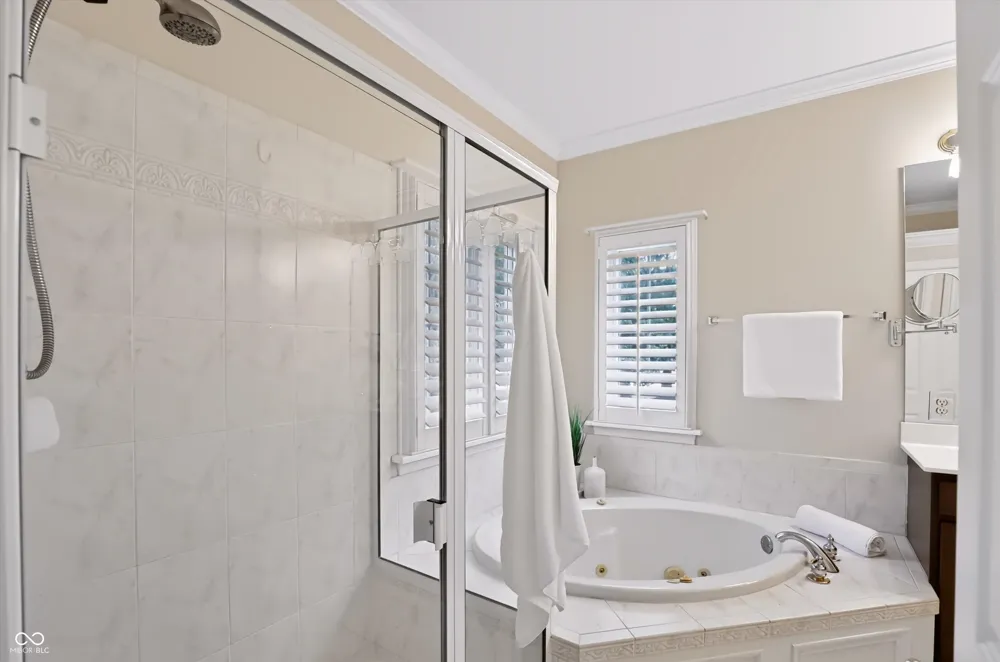 5245 Cheyenne Moon Carmel, IN 46033