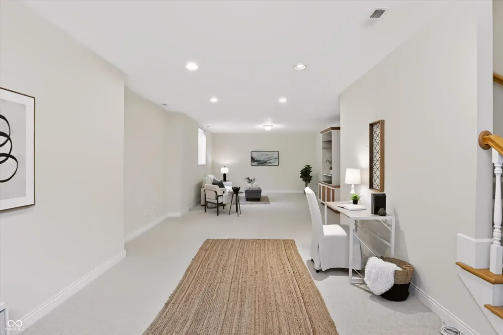 5245 Cheyenne Moon Carmel, IN 46033
