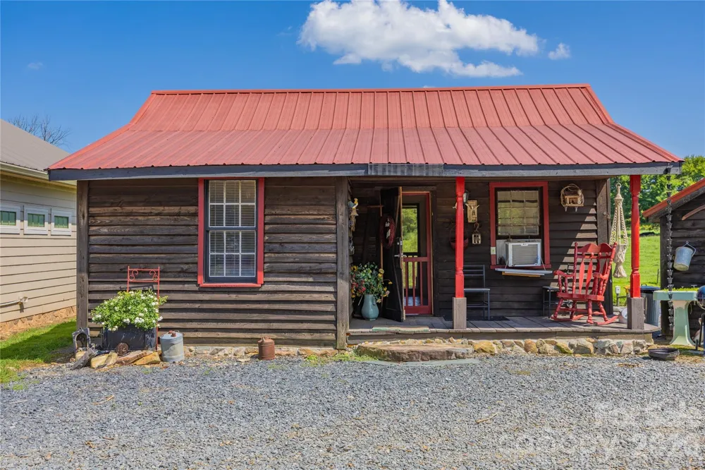 6851 Brantley Gordon Road Denton, NC 27239