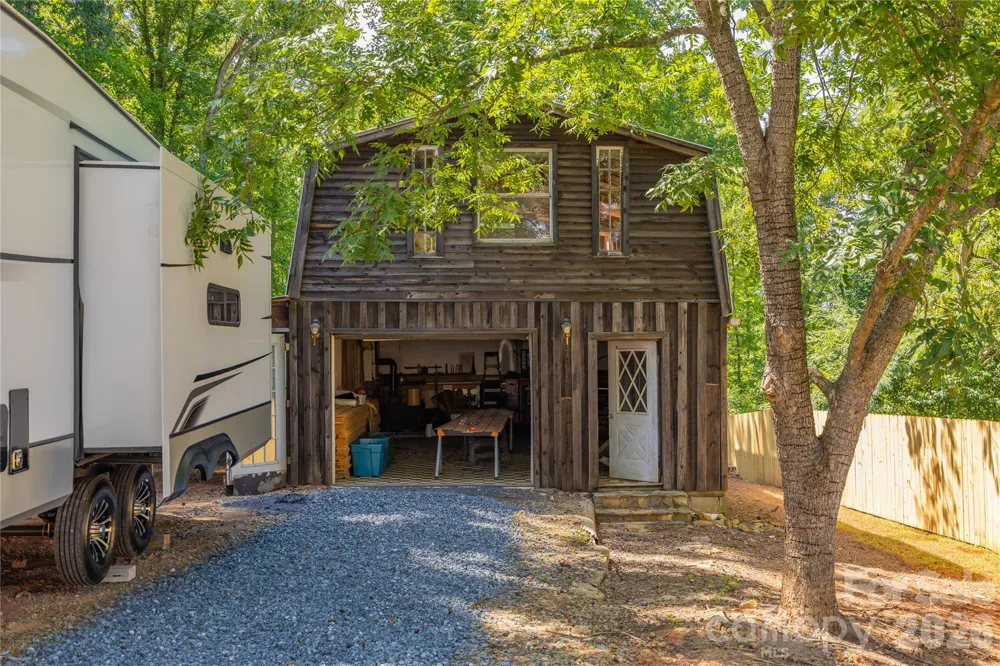 6851 Brantley Gordon Road Denton, NC 27239