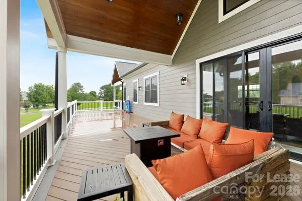 5200 Shoreview Drive Concord, NC 28025