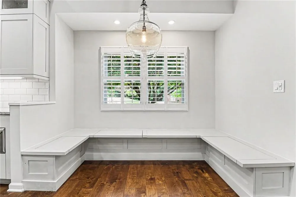 560 Flying Scot Way Alpharetta, GA 30005
