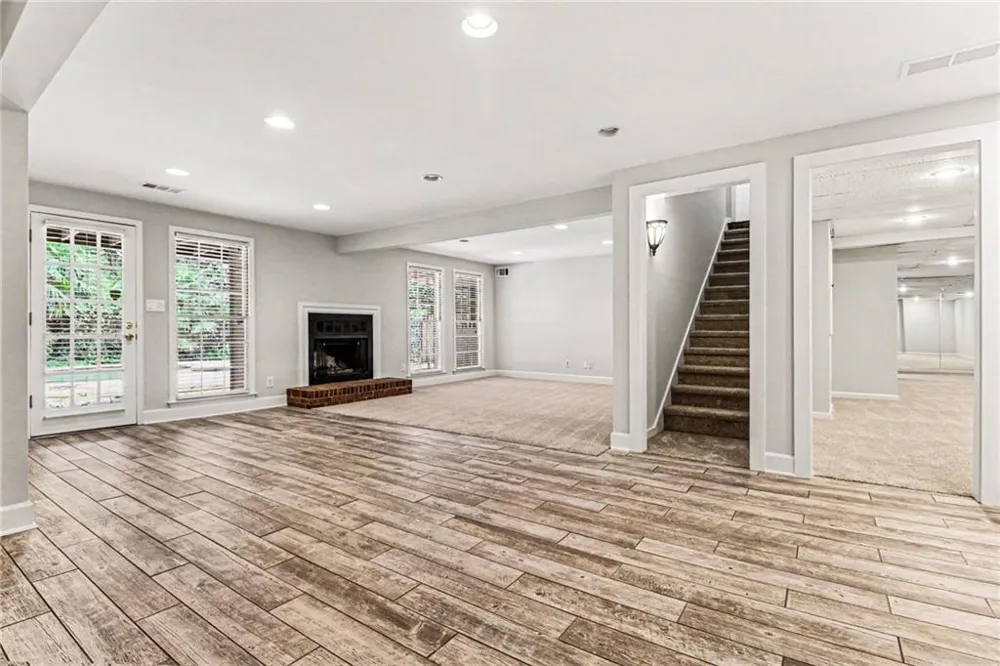 560 Flying Scot Way Alpharetta, GA 30005