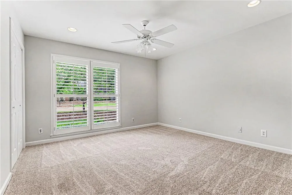 560 Flying Scot Way Alpharetta, GA 30005