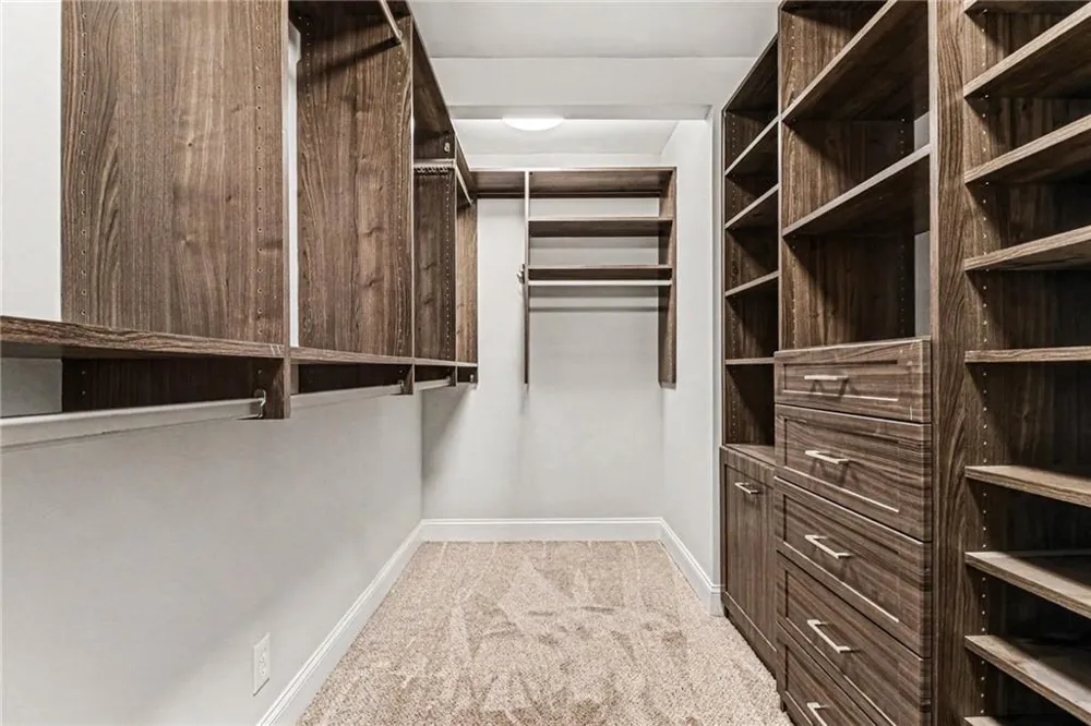 560 Flying Scot Way Alpharetta, GA 30005