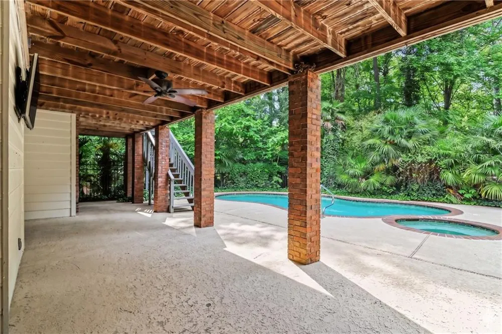560 Flying Scot Way Alpharetta, GA 30005