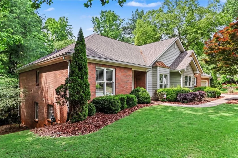 560 Flying Scot Way Alpharetta, GA 30005