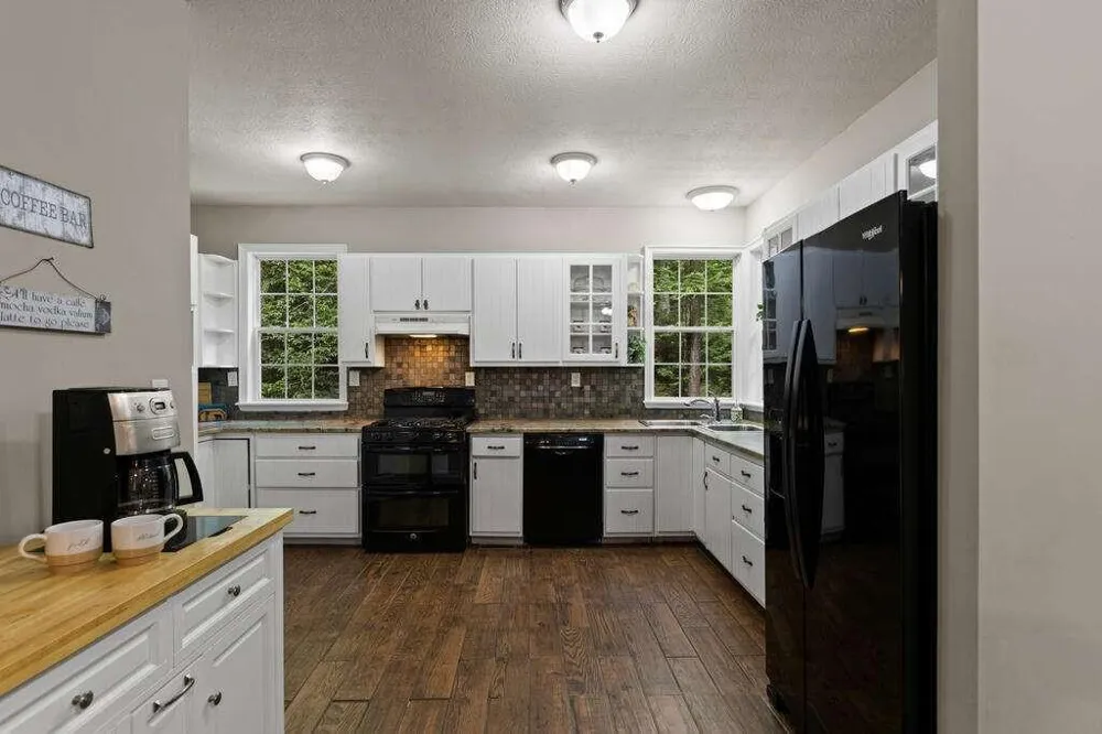 434 Lemmon Drive Ellijay, GA 30540