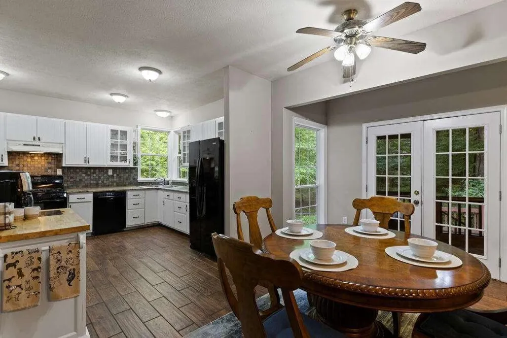 434 Lemmon Drive Ellijay, GA 30540