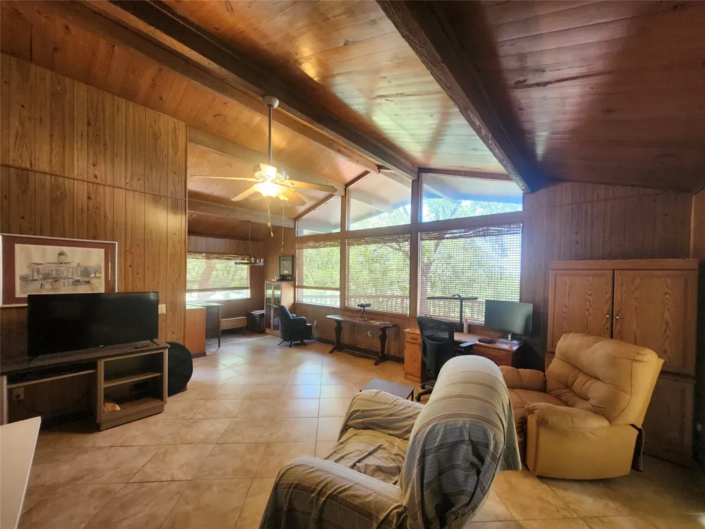 380 Nocona Drive Nocona, TX 76255