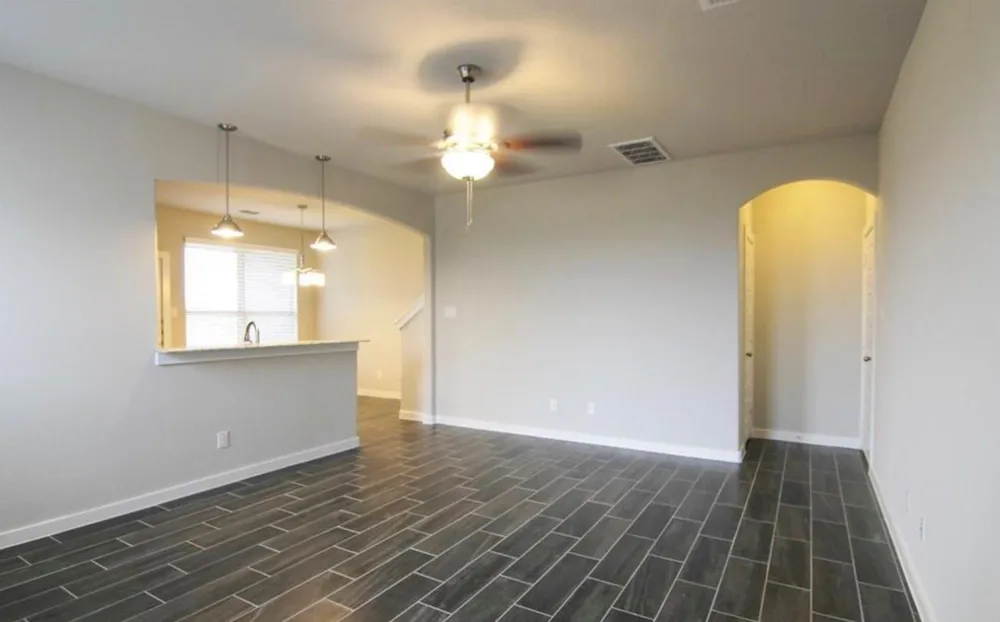 146 Parkgate #B Conroe, TX 77304