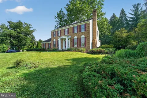 2625 MCKENZIE ROAD