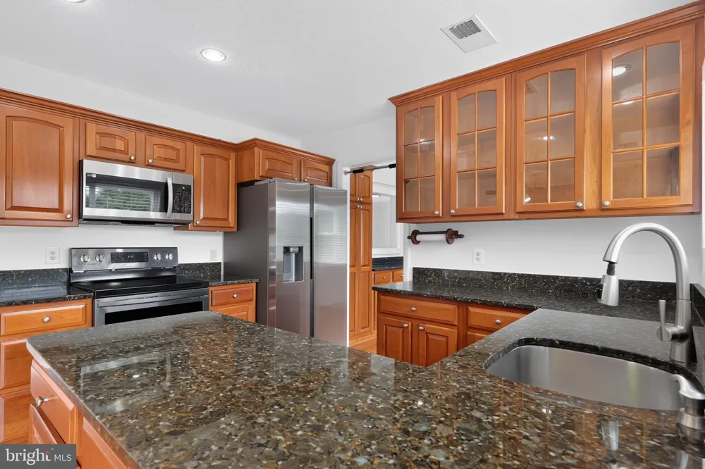 3149 SOUTHFIELD DRIVE Herndon, VA 20171
