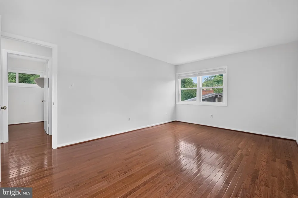 3149 SOUTHFIELD DRIVE Herndon, VA 20171