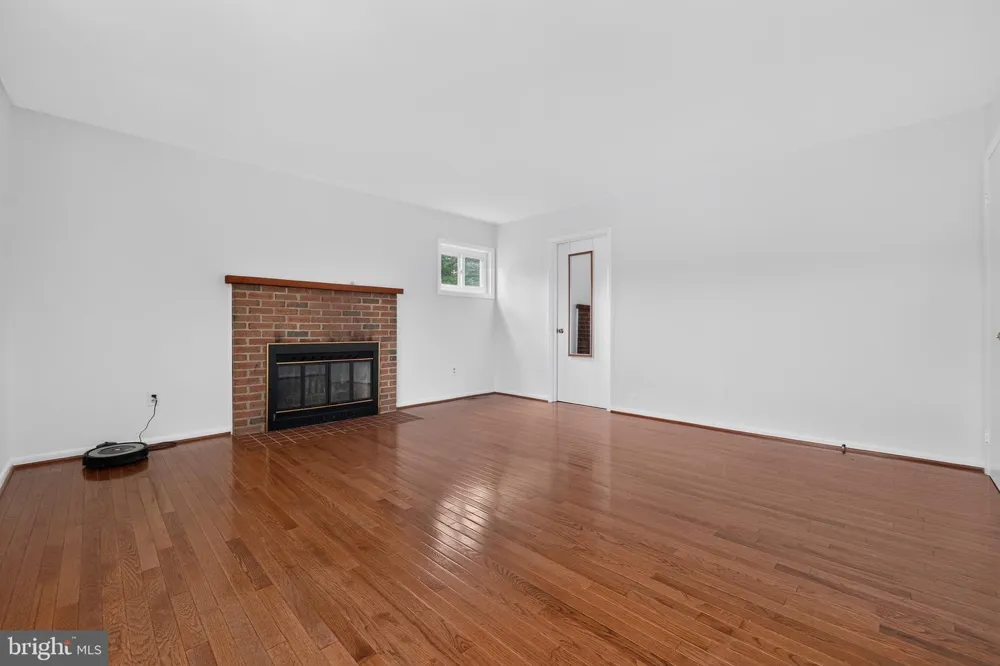 3149 SOUTHFIELD DRIVE Herndon, VA 20171
