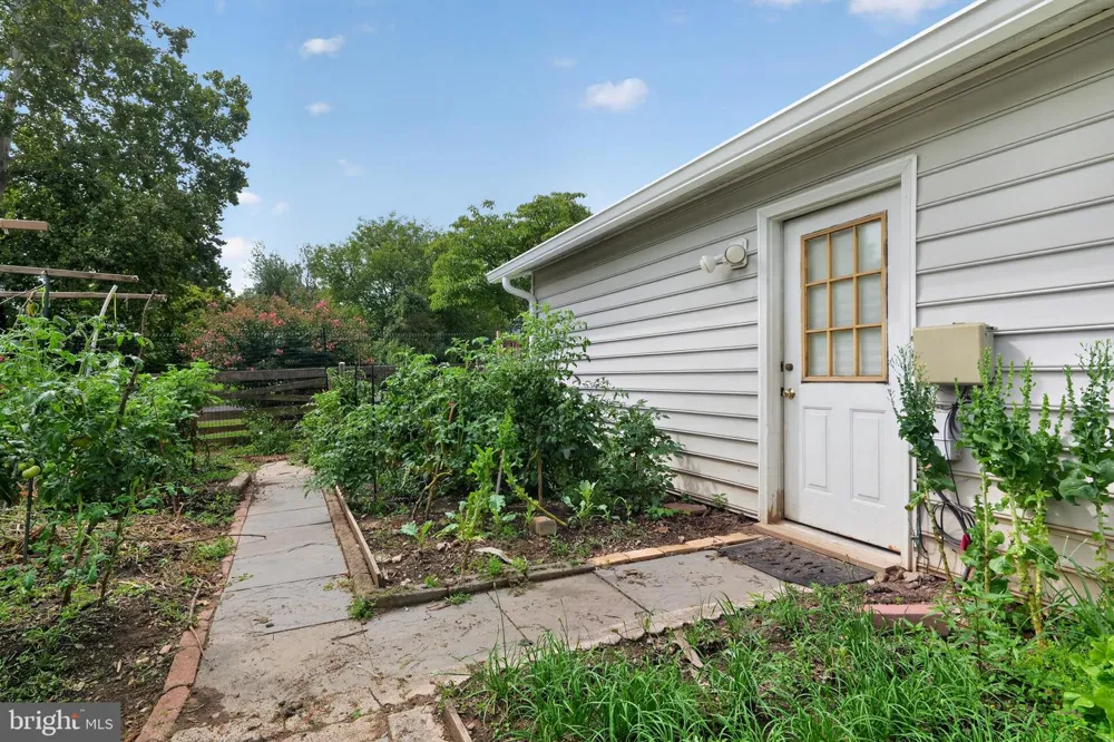 3149 SOUTHFIELD DRIVE Herndon, VA 20171